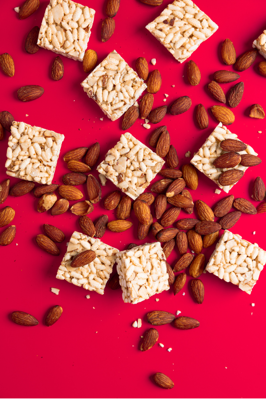 Huff n Puff Almond Flavored Puffed Rice Snacks